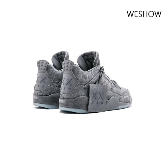 Air Jordan 4 Retro Kaws