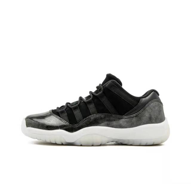 Air Jordan 11 Retro Low Barons