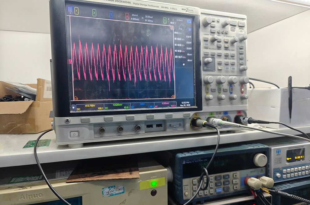 Charger ripple testing equipment