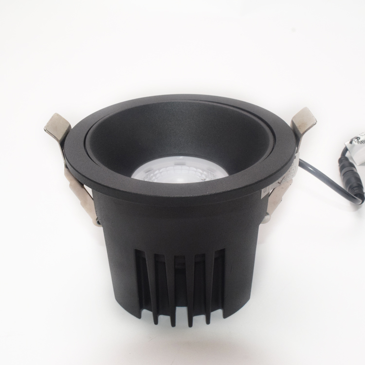 Anti Glare Polarized light Recessed COB LED Wall Washer Down Light For Commercial Lighting