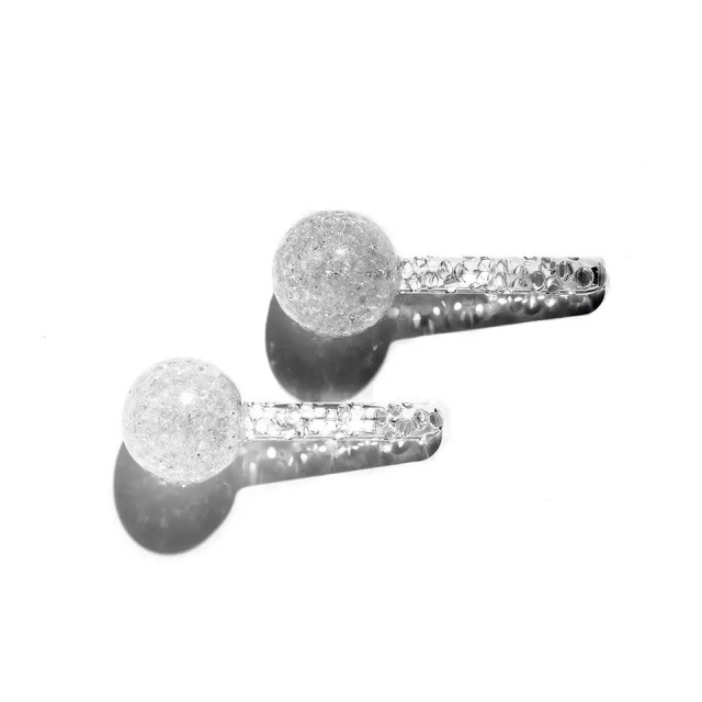 Factory Price Magic Massage Globe Face Beauty Ice Energy Facial Cooling Globe Ice Ball Facial Ice Globe Roller