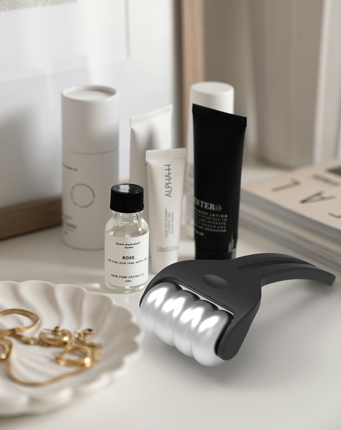 High Quality Aluminum Alloy Ice Roller Metal Facial Skin Cooling Roller China Manufacturer