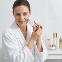 Manual Micro-needling Stamp Applicator - 1-Press Serum Dropper, 20K Titanium Needles, for Face & Scalp Care (ISO13485 & CE Certified)