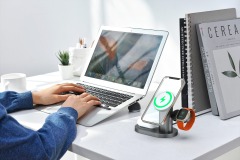 3 in 1 Qi2.2 Charger Magnetic Wireless Charger Dock 25W Rotatable Charger Stand Fast Charging Station
