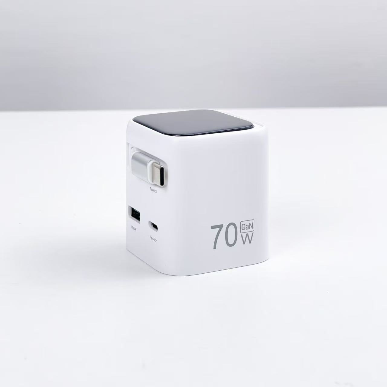 TFT 70W GaN USB‑C Wall Charger with Built‑in Retractable USB‑C Cable TFT Screen Digital Display