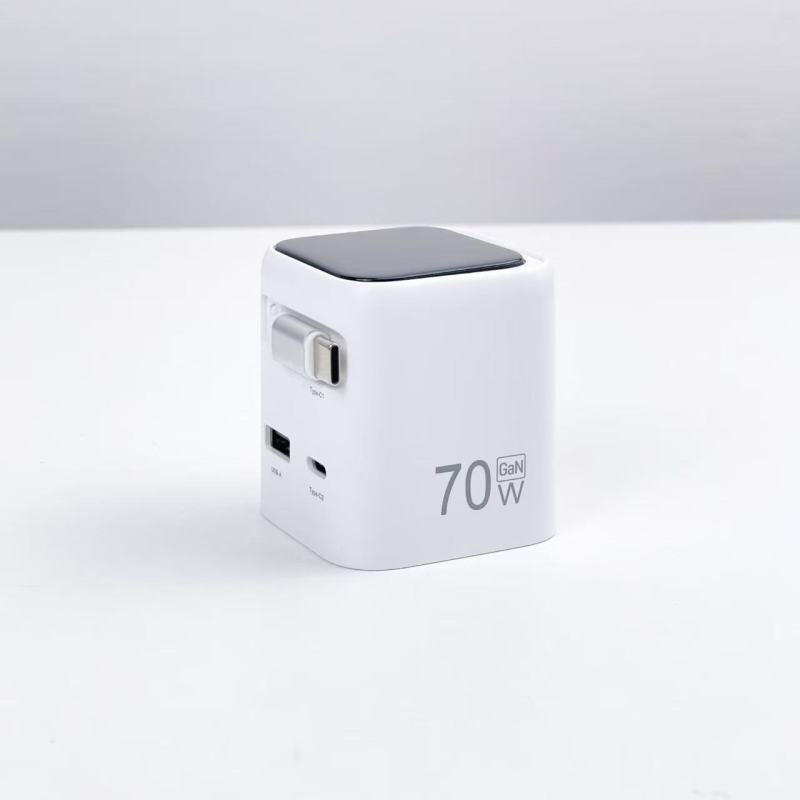 TFT 70W GaN USB‑C Wall Charger with Built‑in Retractable USB‑C Cable TFT Screen Digital Display