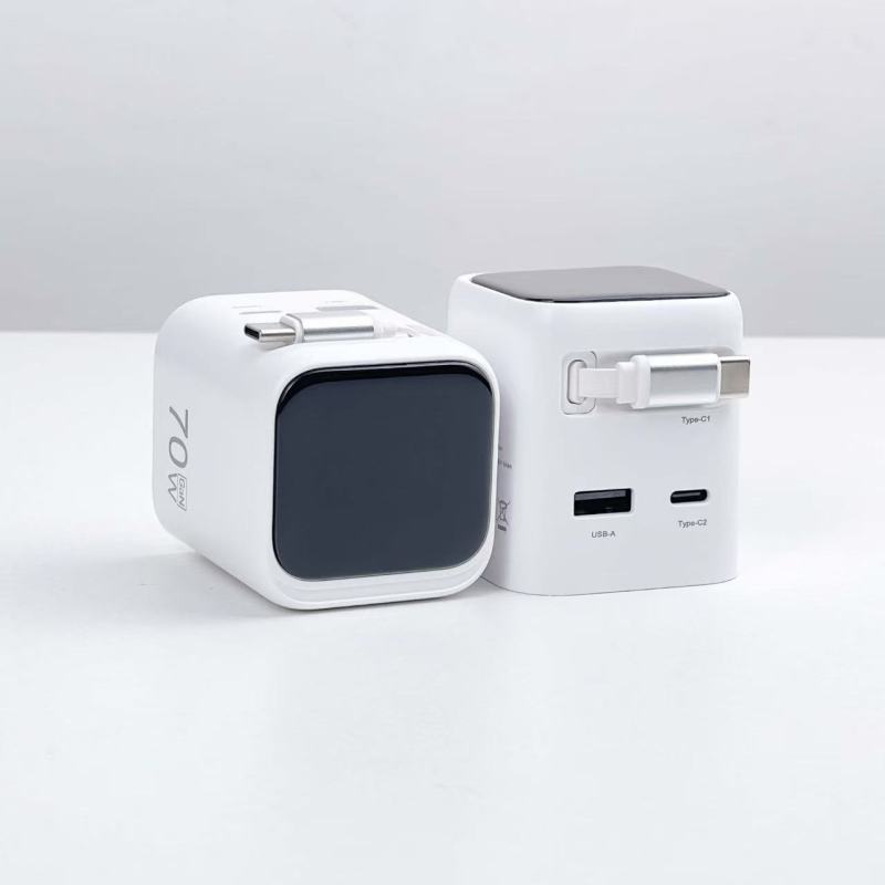 TFT 70W GaN USB‑C Wall Charger with Built‑in Retractable USB‑C Cable TFT Screen Digital Display