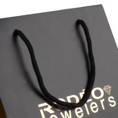 Customized jewelry packaging gift bag luxury hot sale shopping paper bag black with handle