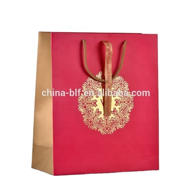 Wholesale gift carry bags luxury shoes clothing customized paper bag packaging