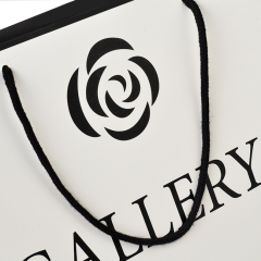 Wholesale new style high quality clothing apparel cosmetic paper shopping bag raw materials of paper bag making custom paper bag