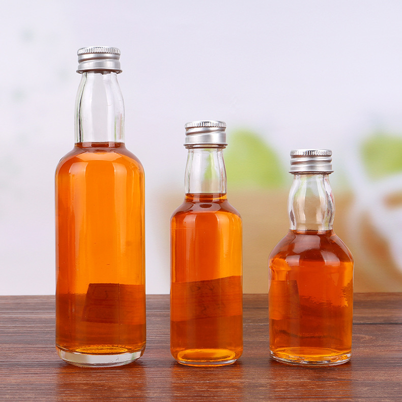 30ml 50ml 100ml Round Mini Small Empty Liquor Wine Glass Bottle for Whiskey