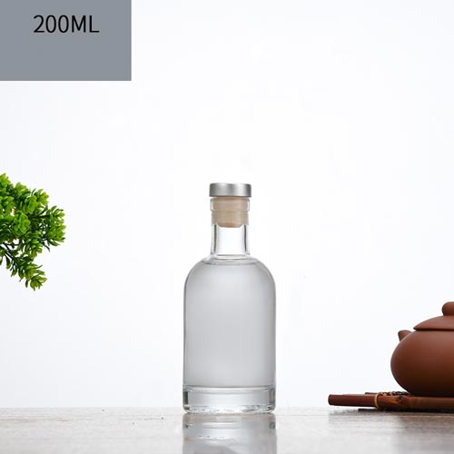 200ml 375ml 500ml 750ml 1000ml Clear Round Liquor Glass Bottle for Whisky, Rum, Tequila, Vodka, Liquor, Wine