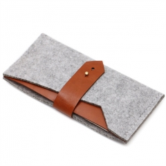 Cartera De Fieltro