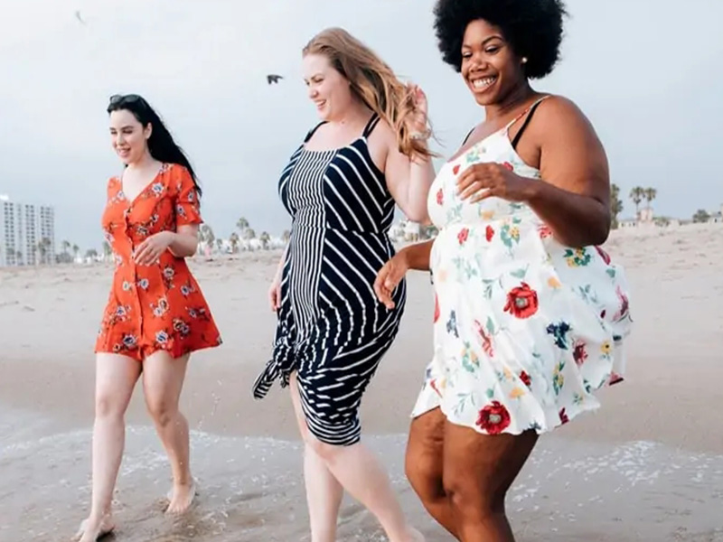 Expand the range of development-middle-aged womens clothing