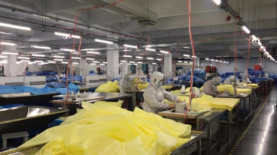 The Covid-19 has pushed "Humen Clothing manufacturers" to develop