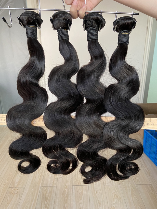 Donors Mink Body Wave Hair Weft 3 Bundles With 5x5 Transparent Lace Closure