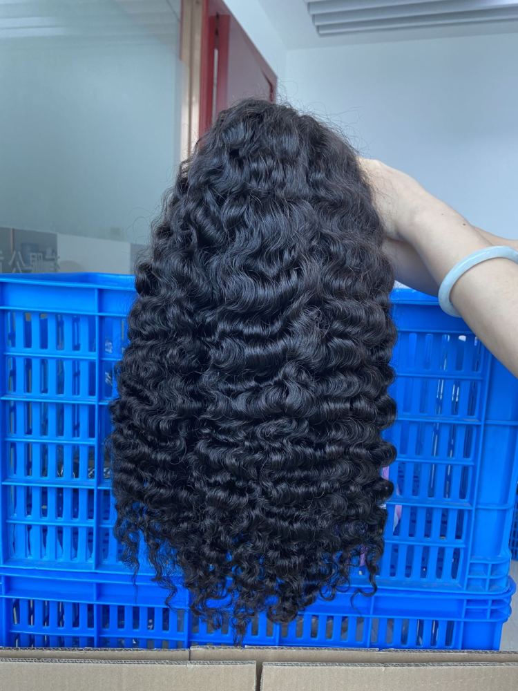 Donors Natural colour Raw Hai Indian curly 13*4 13*6 HD / Transparent Full Lace Frontal Wig 100%humhair hair