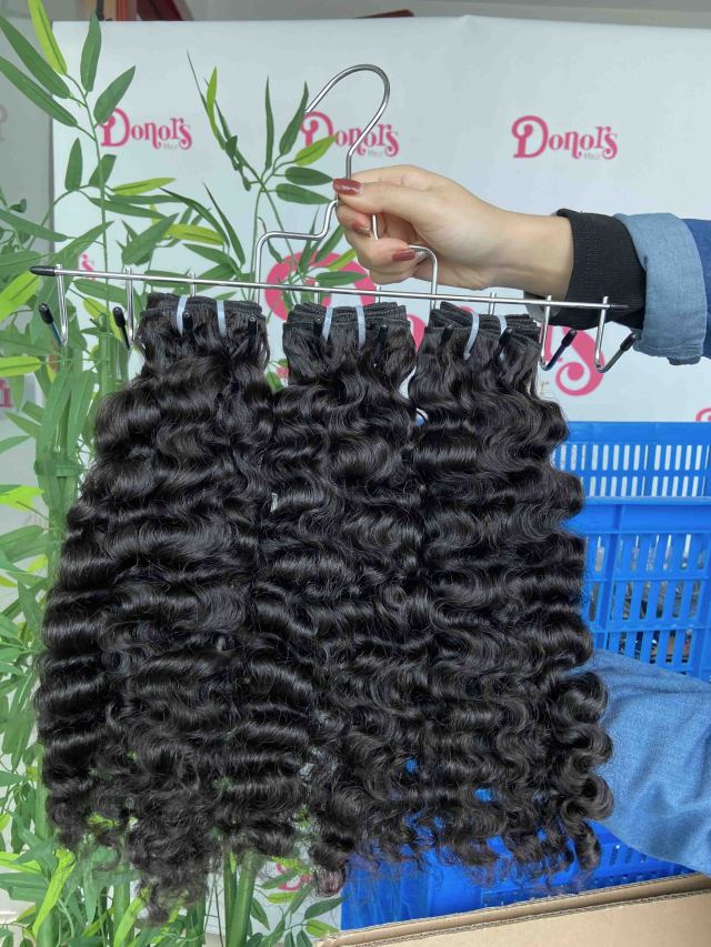 Donors Hair Raw Indian Natural Curly 3 Bundles with & 4x4 HD Lace Closure