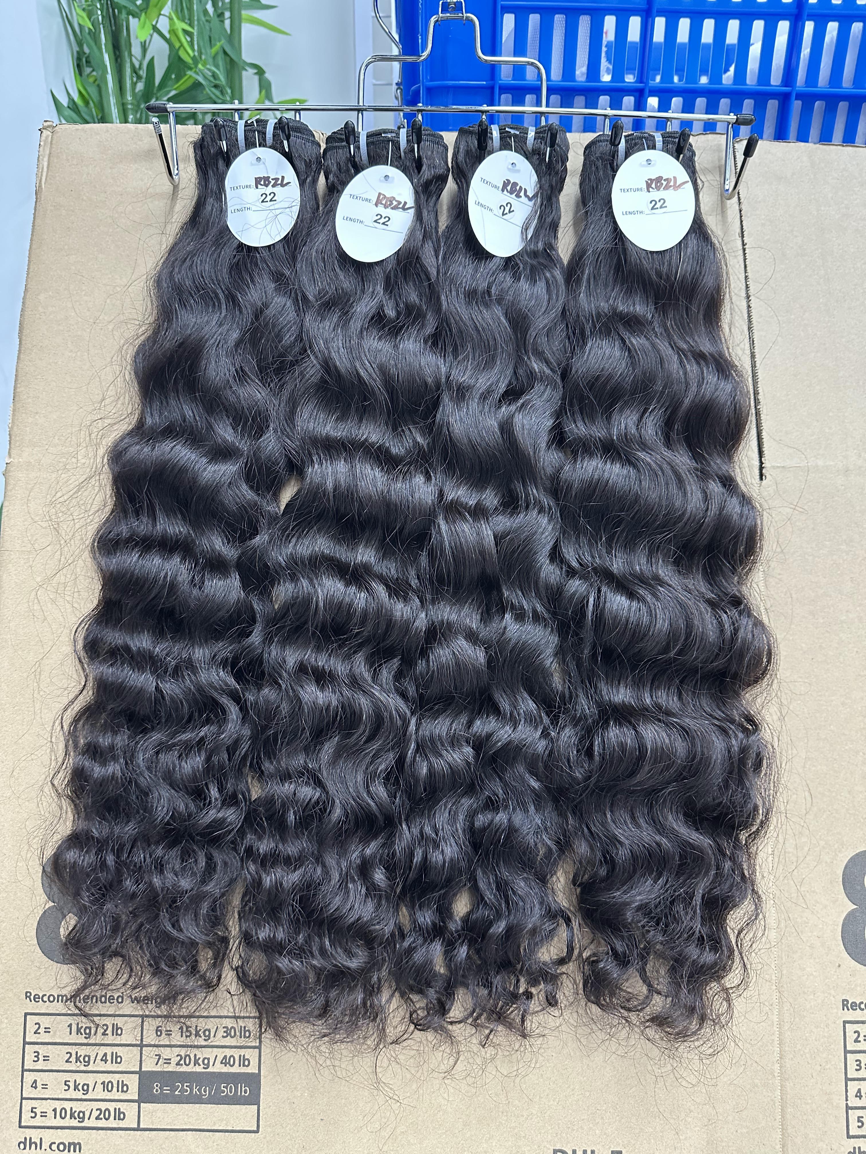 100% Brazilian Wavy Bundle Hair (100g) - Tangle Free Grade 3/4 Bundles