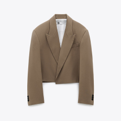 Oversize cropped blazer