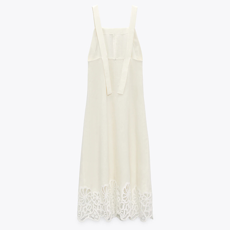 Linen dress with lace trim