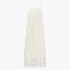 Linen dress with lace trim