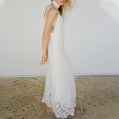 Linen dress with lace trim