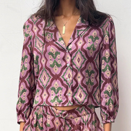 Flowing printed shirt
