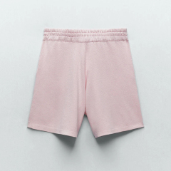 Cropped knit hoodie & knit shorts