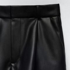 Pleated shorts