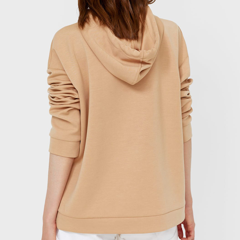 Basic hooded sweatshirt
