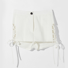 Side junction decorative design shorts