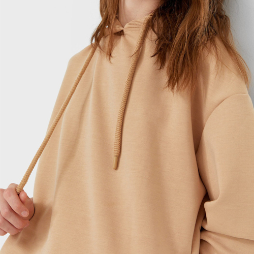 Basic hooded sweatshirt