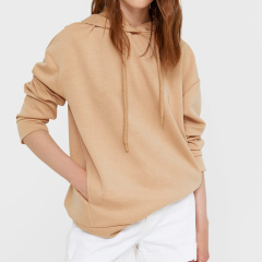 Basic hooded sweatshirt