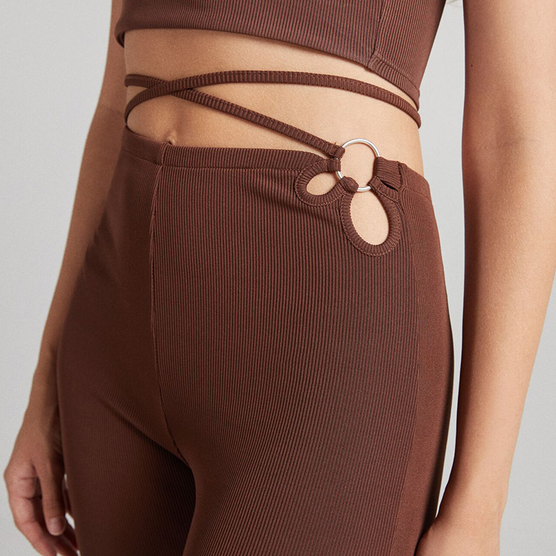 Metal ring flared pants