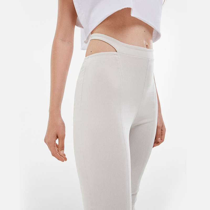 Cut-out slim trousers