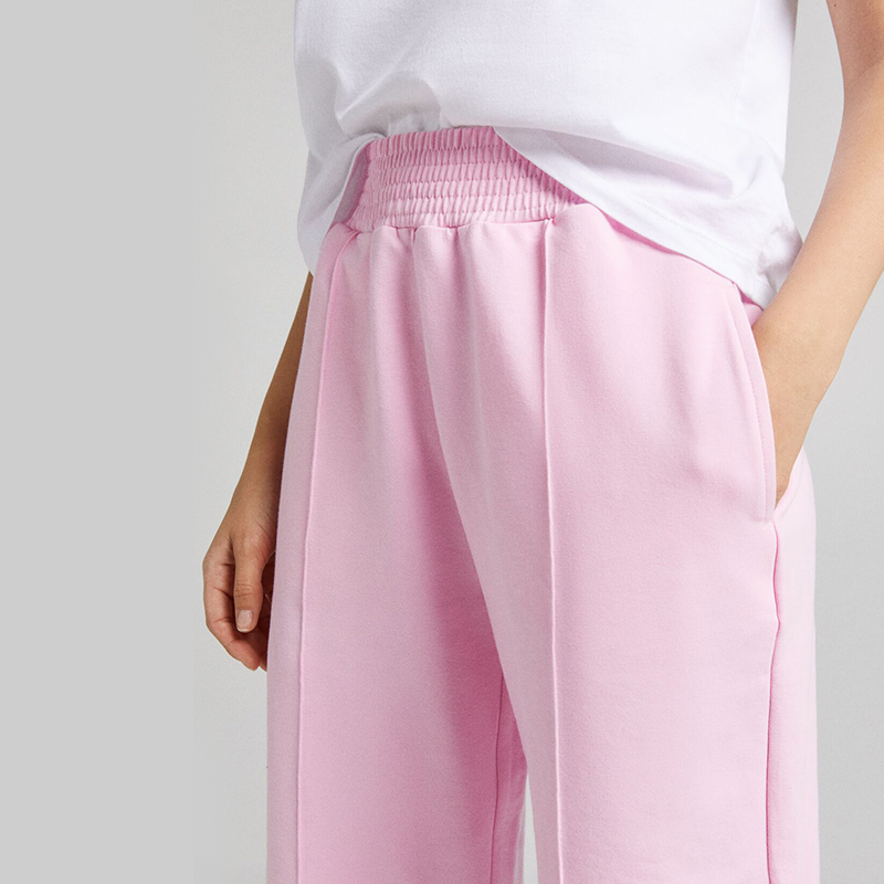 Knitted jogging trousers