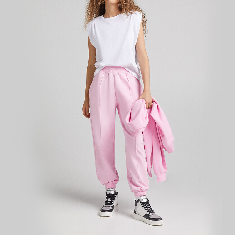 Knitted jogging trousers