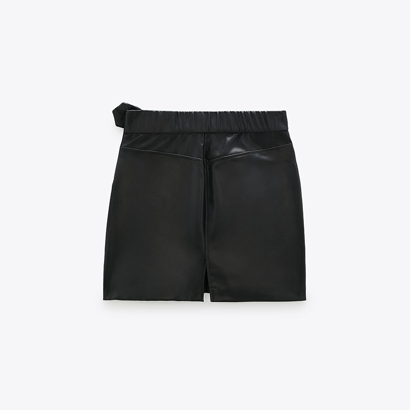 Faux leather mini skirt