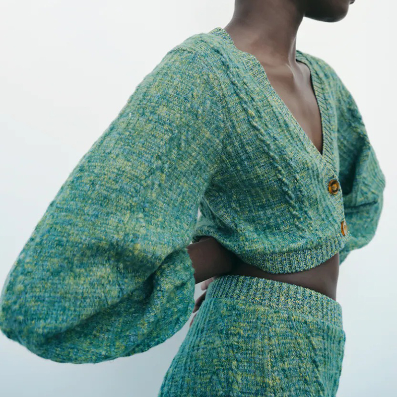 SOFT FLARED TROUSERS