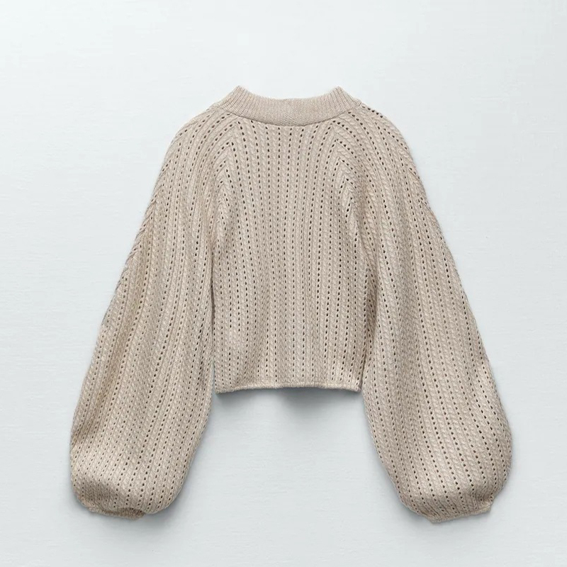 Hollow sweater