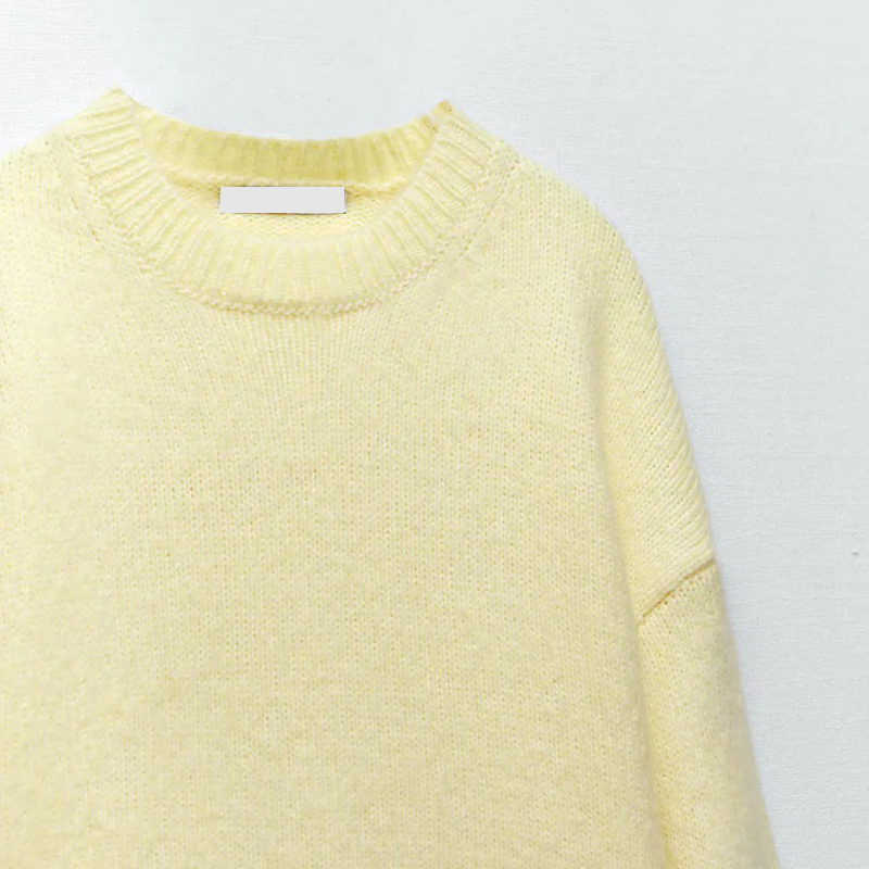 Long sleeve round neck sweater