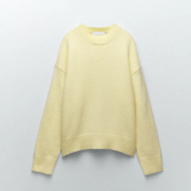 Long sleeve round neck sweater