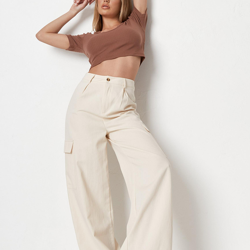 Chocolate rib notch neck crop top