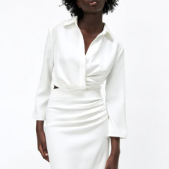 Short shirt with pleated decoration