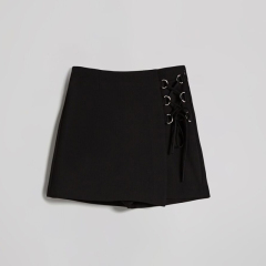 Decorative short skirt