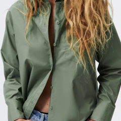 Poplin pockets shirt