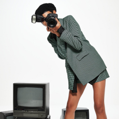 Green tailored blazer