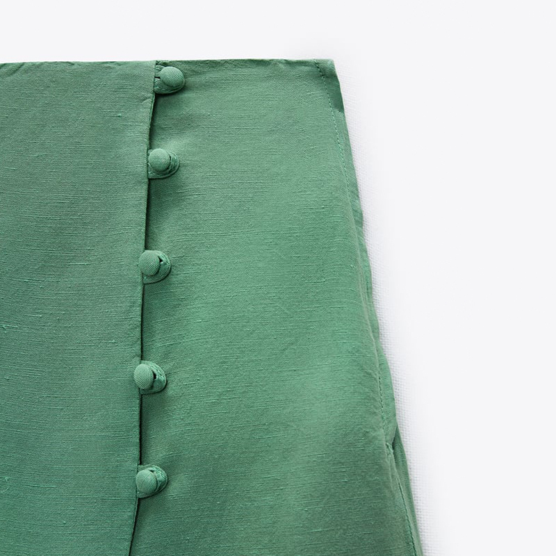 SKORT WITH COVERED BUTTONS