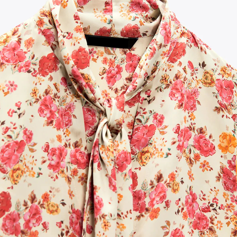 Flower print bow shirt